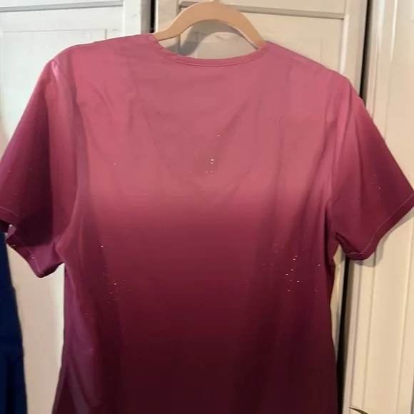 Ombré Pink Sparkly Scrub Top - Picture 6 of 8